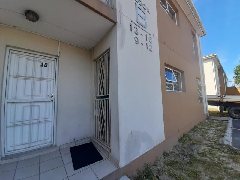 3 Bedroom Property for Sale in The Connifers Western Cape